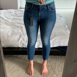 DL1961 Florence cropped denim- brand new